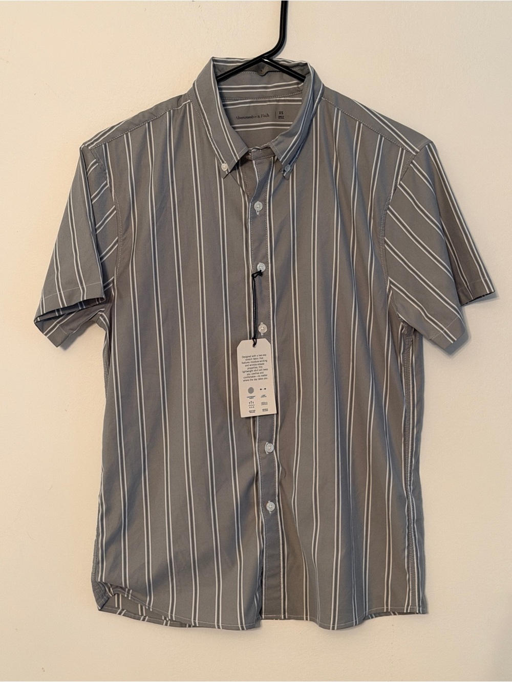 Men's Short Sleeve Button-Up Shirt - Green/Gray Stripe Size XS BNWT